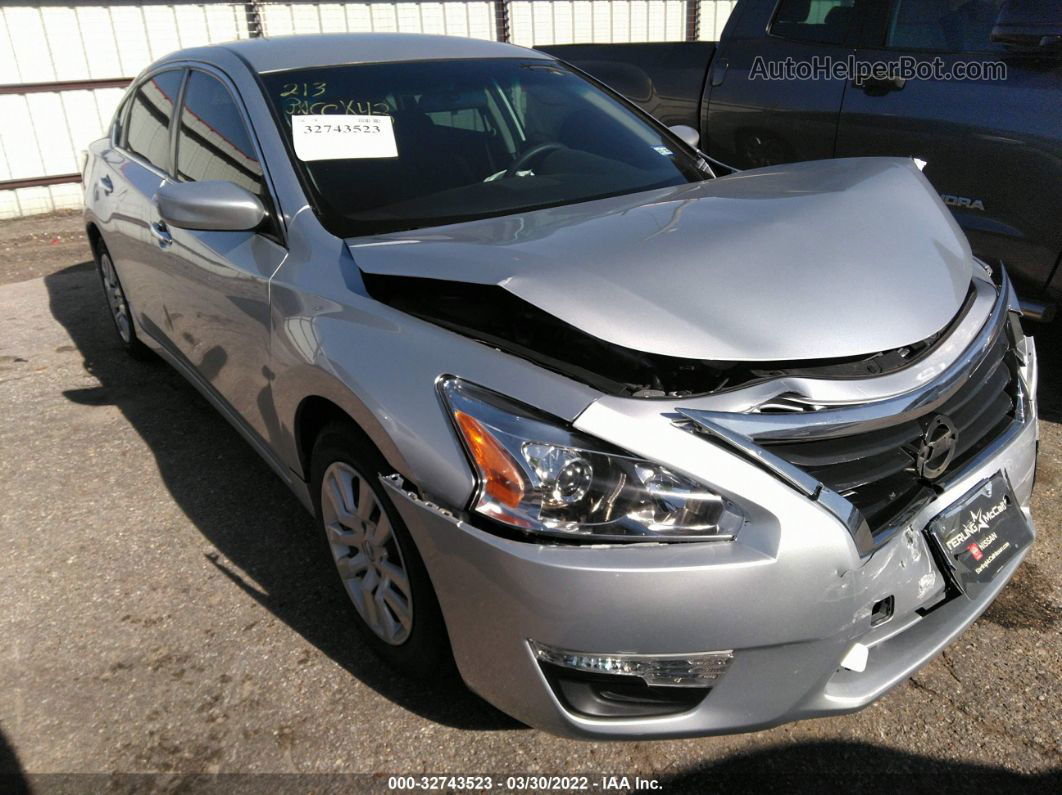 2015 Nissan Altima 2.5 S Серебряный vin: 1N4AL3AP4FC588393