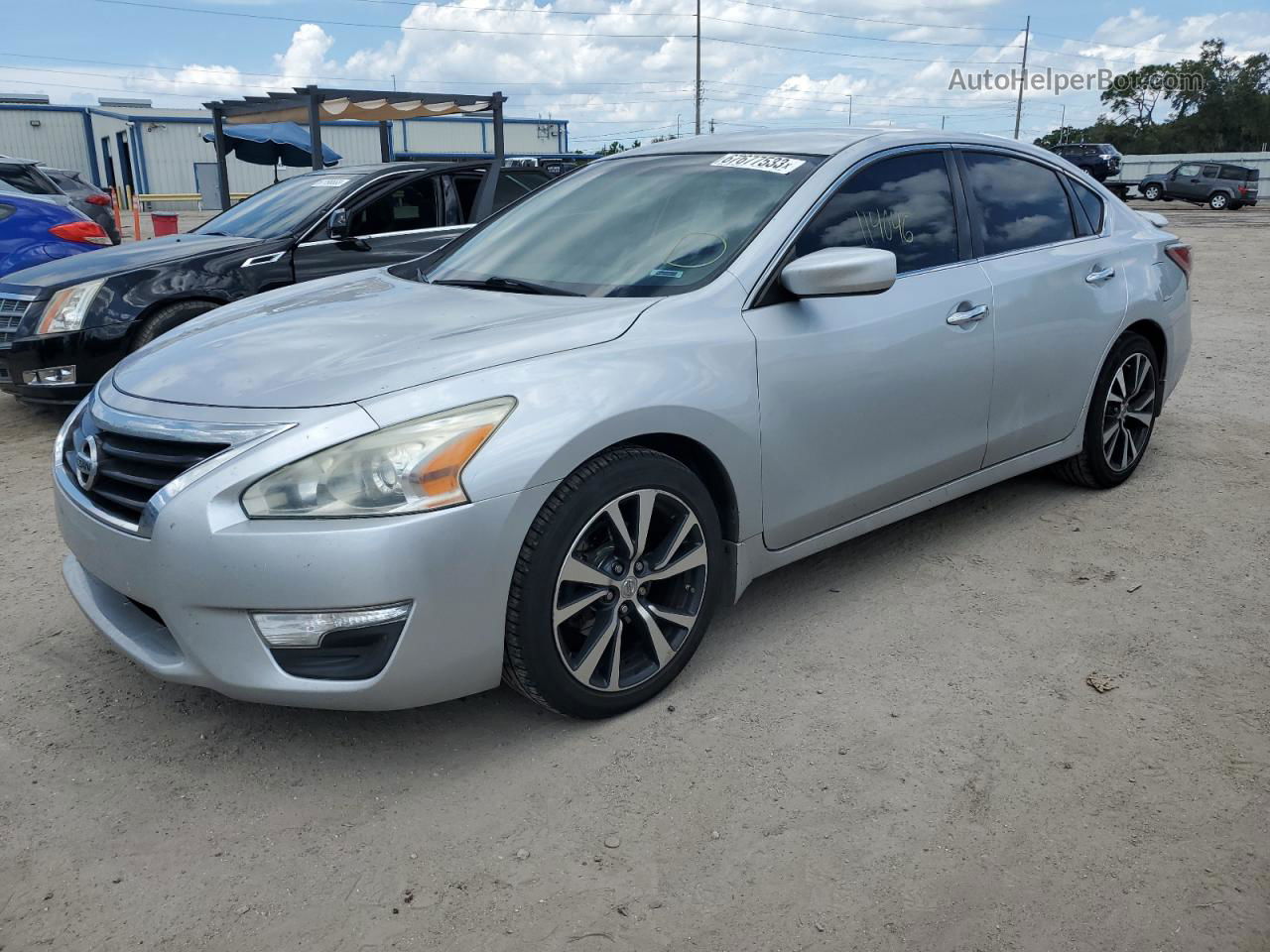 2015 Nissan Altima 2.5 Серебряный vin: 1N4AL3AP4FN356851