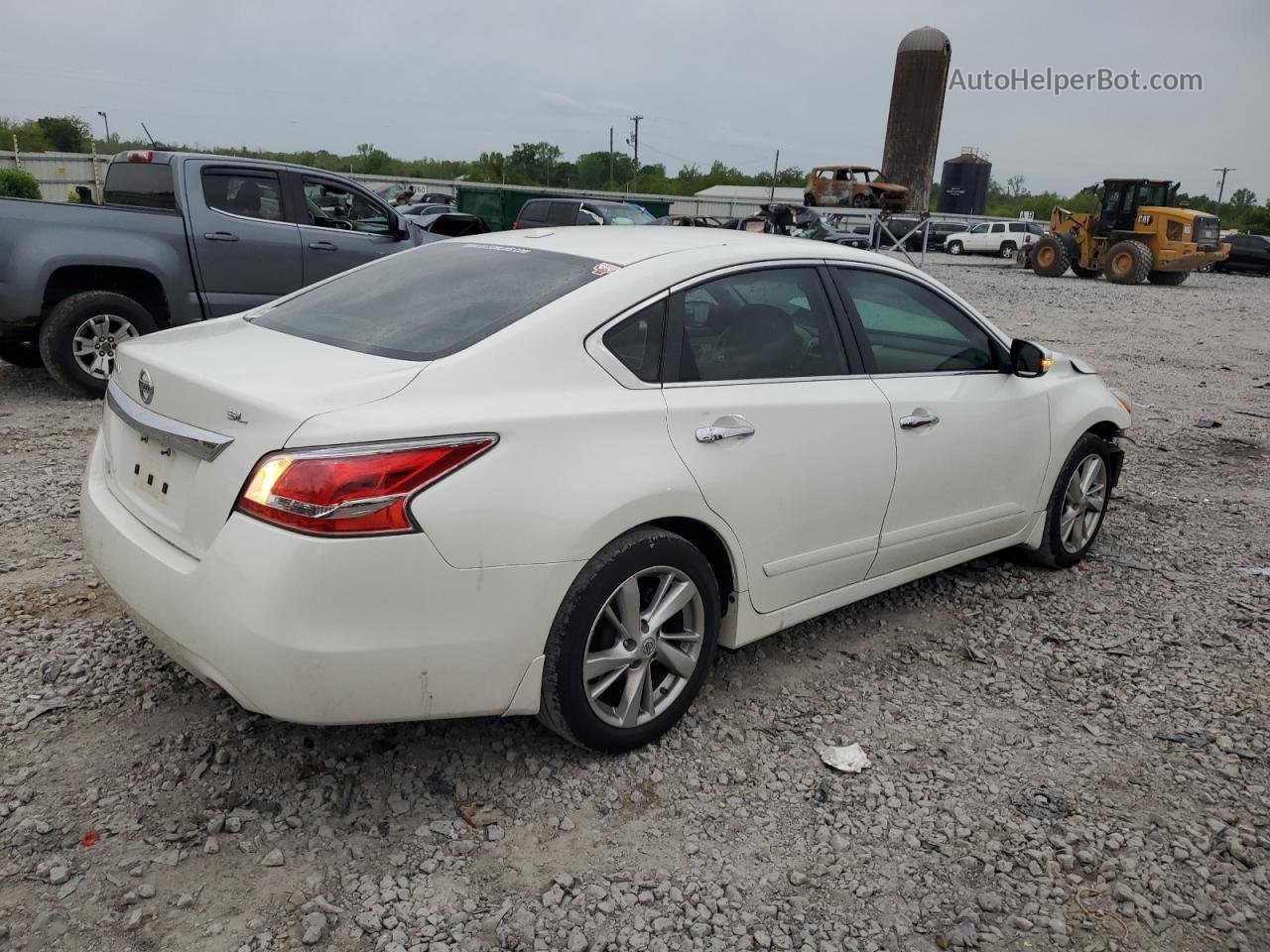 2015 Nissan Altima 2.5 White vin: 1N4AL3AP4FN404462