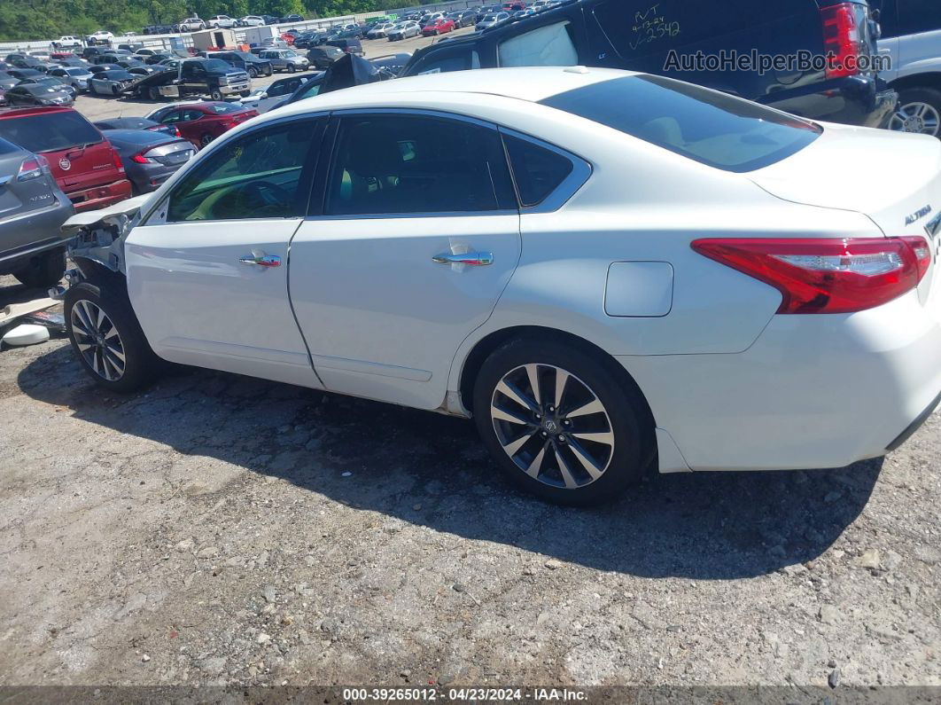 2017 Nissan Altima 2.5 Sv White vin: 1N4AL3AP4HC171455