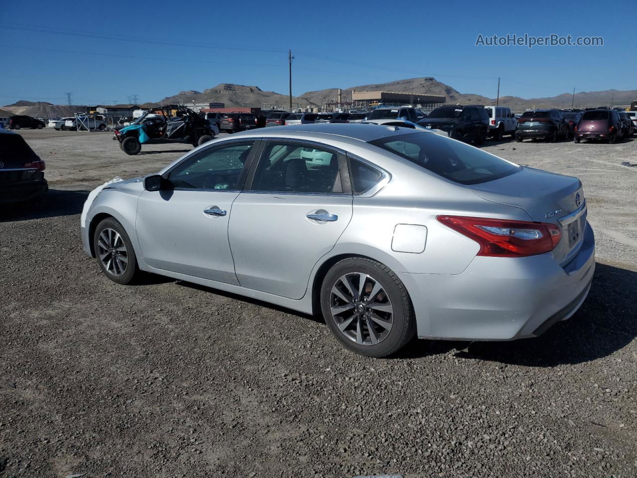 2017 Nissan Altima 2.5 Silver vin: 1N4AL3AP4HC258269