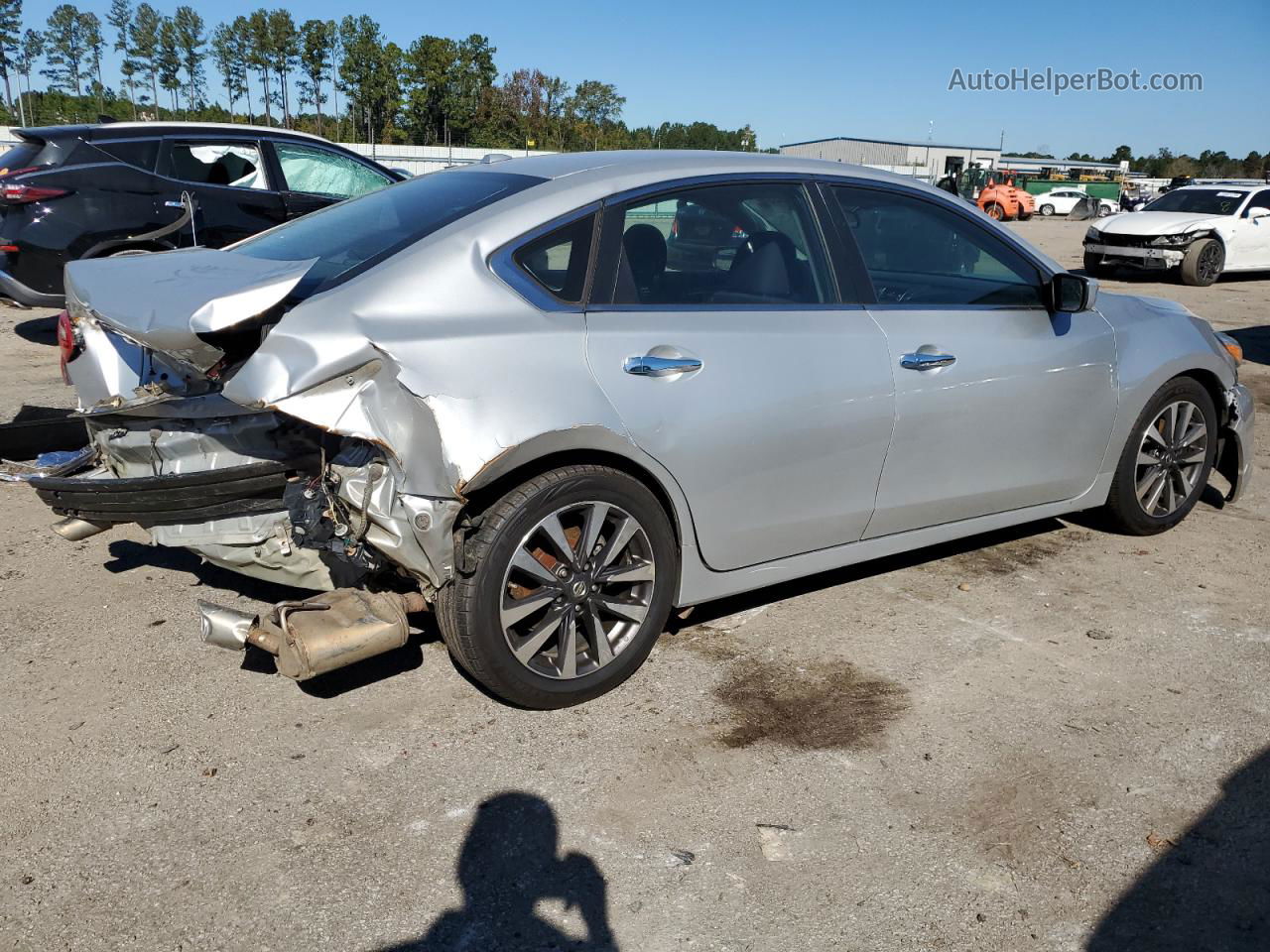 2017 Nissan Altima 2.5 Silver vin: 1N4AL3AP4HC290896