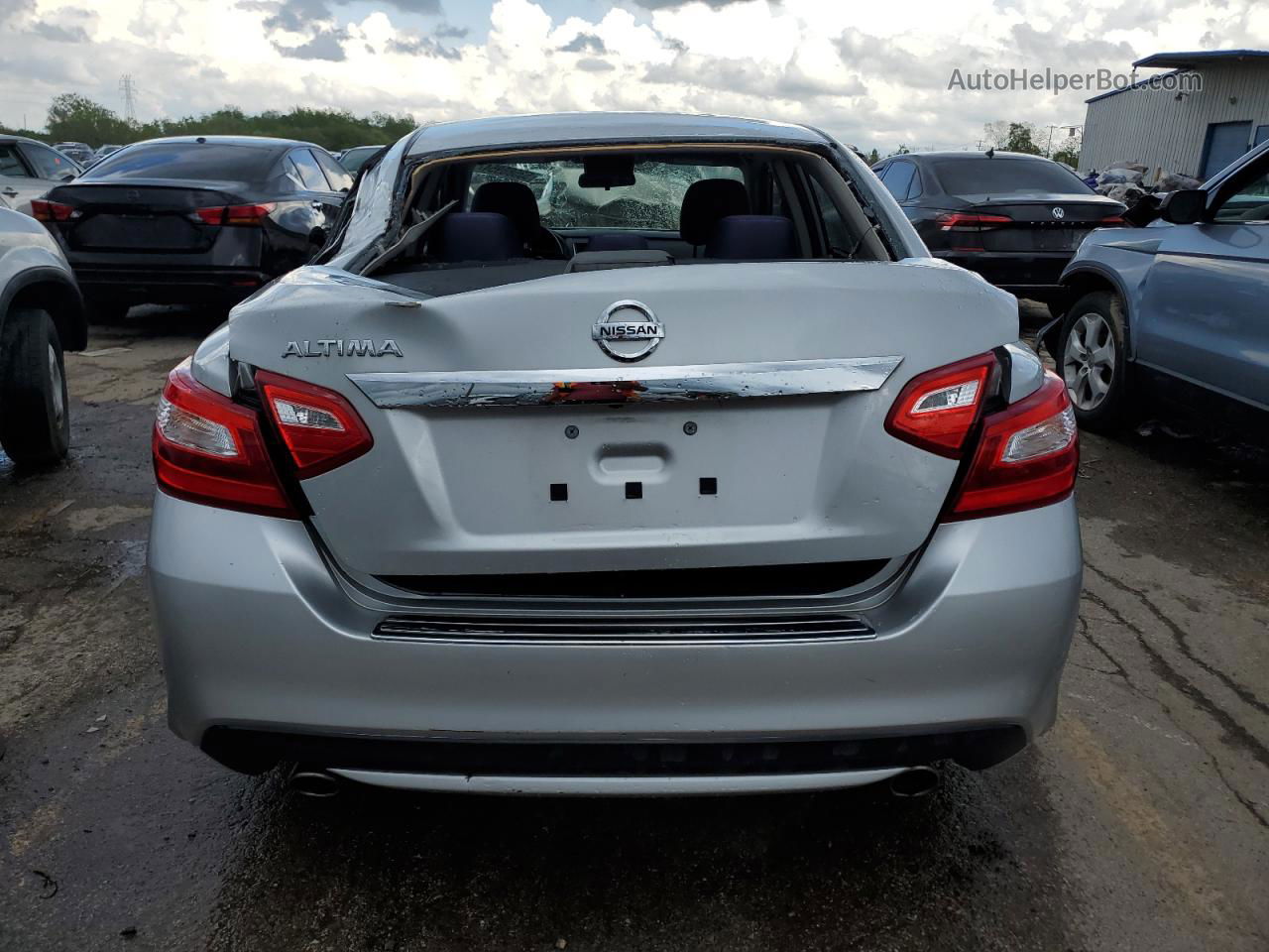 2017 Nissan Altima 2.5 Серебряный vin: 1N4AL3AP4HN324632