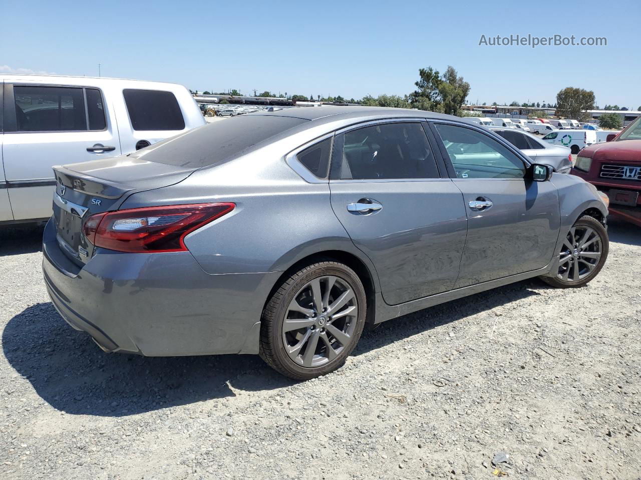 2018 Nissan Altima 2.5 Silver vin: 1N4AL3AP4JC211751