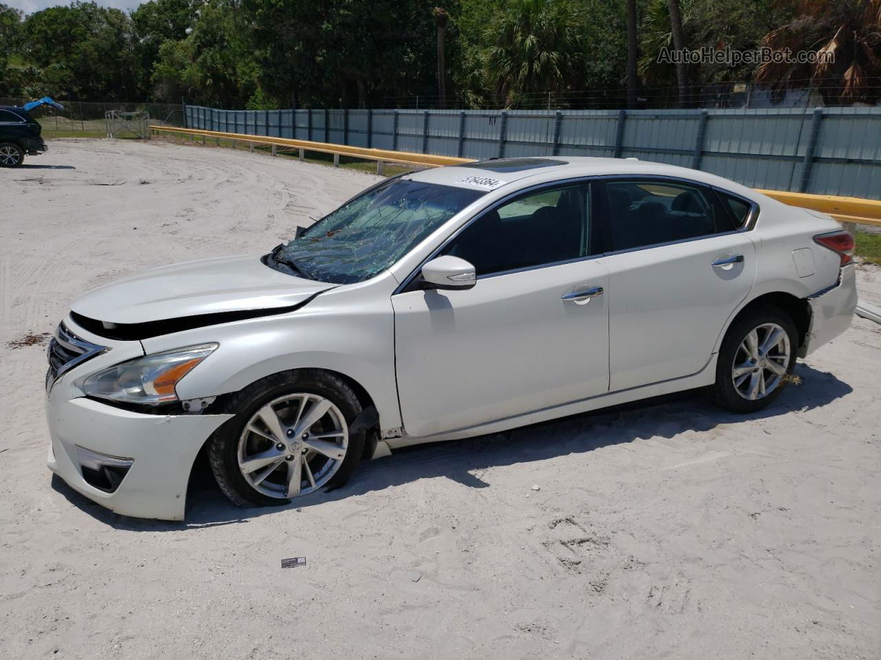 2014 Nissan Altima 2.5 White vin: 1N4AL3AP5EC295908