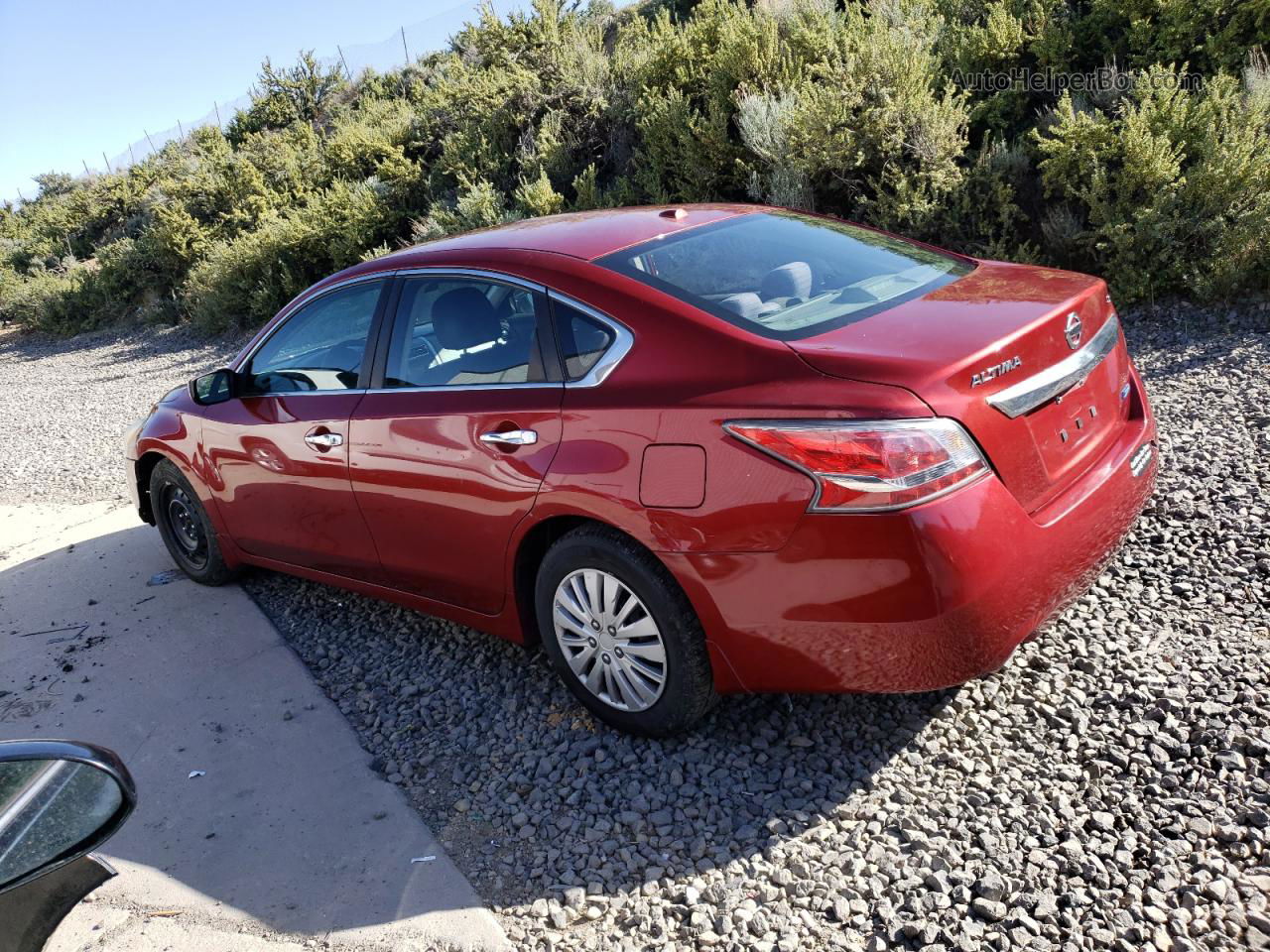 2014 Nissan Altima 2.5 Red vin: 1N4AL3AP5EN369655