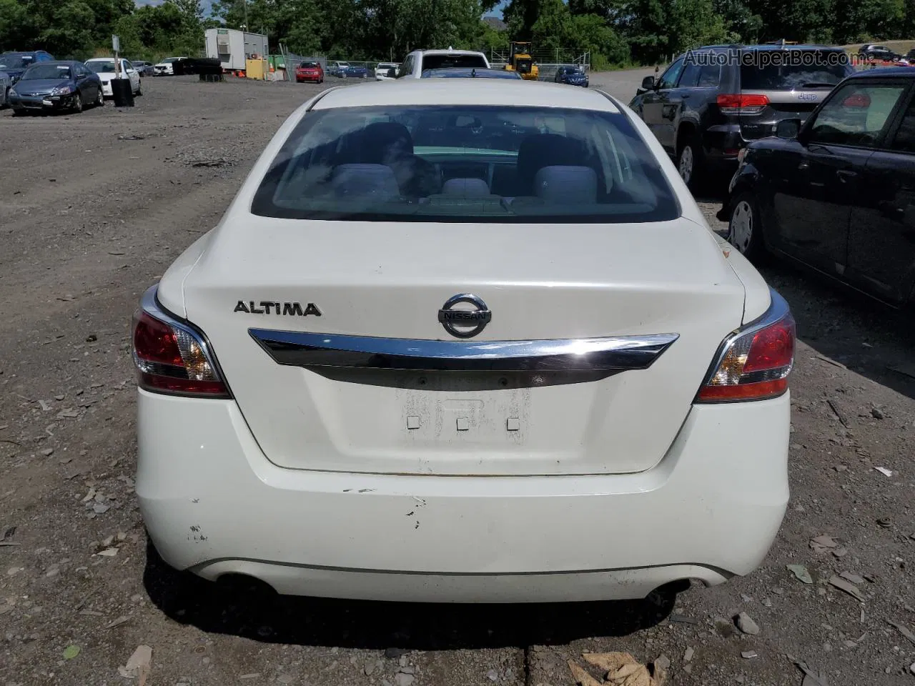 2015 Nissan Altima 2.5 White vin: 1N4AL3AP5FC122665