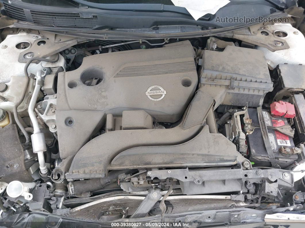 2015 Nissan Altima 2.5 Sv White vin: 1N4AL3AP5FC141491