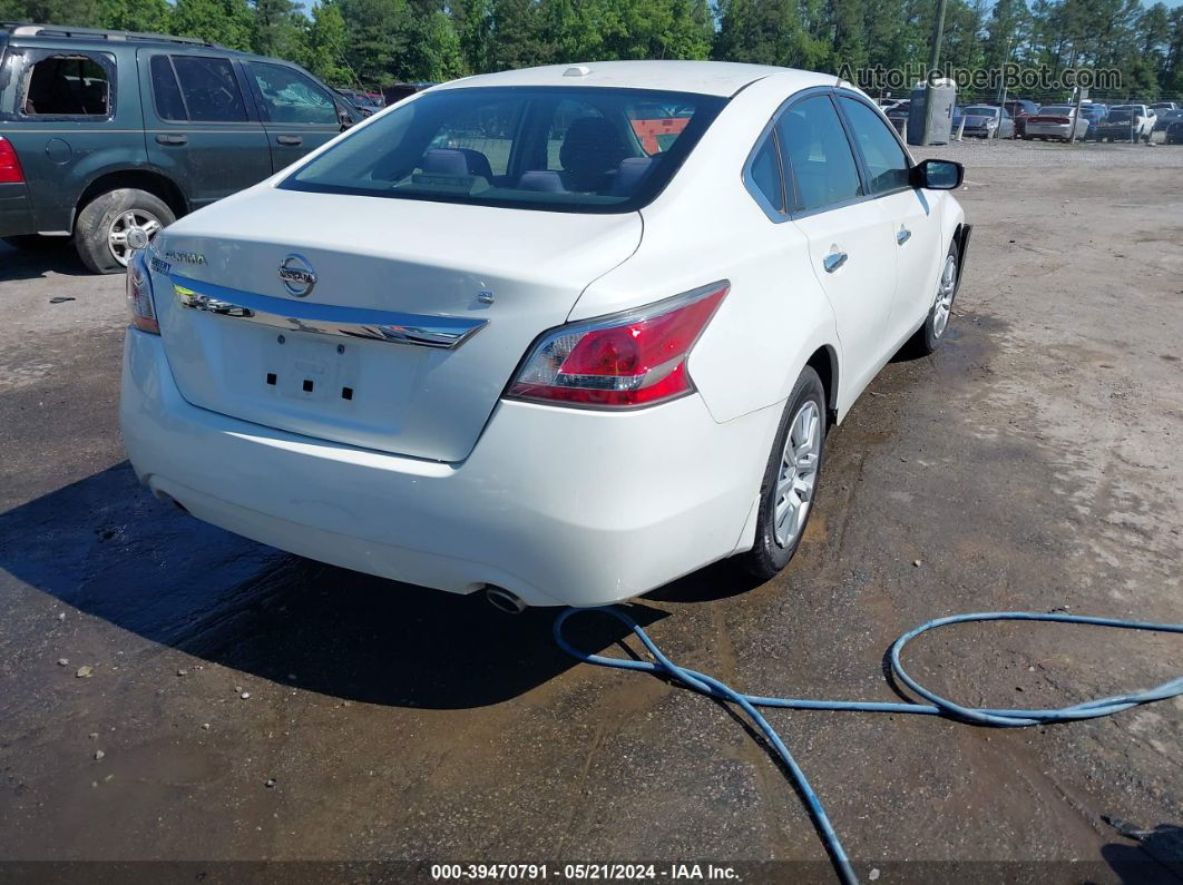 2015 Nissan Altima 2.5 S Белый vin: 1N4AL3AP5FC165192