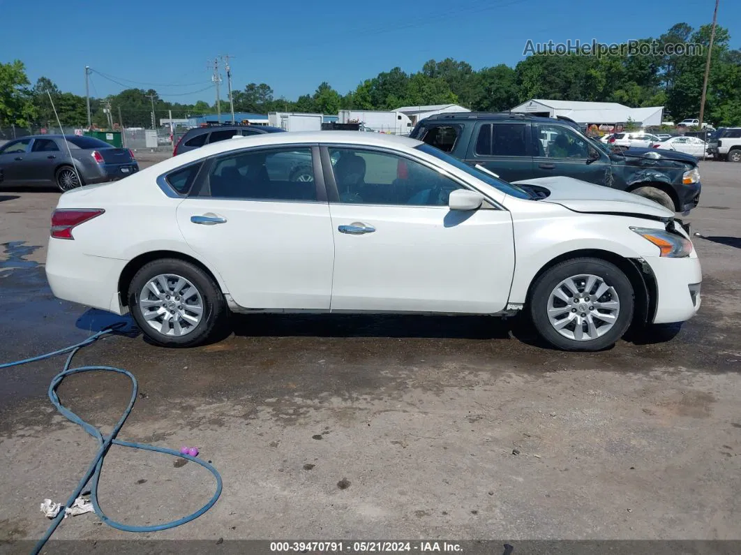 2015 Nissan Altima 2.5 S White vin: 1N4AL3AP5FC165192