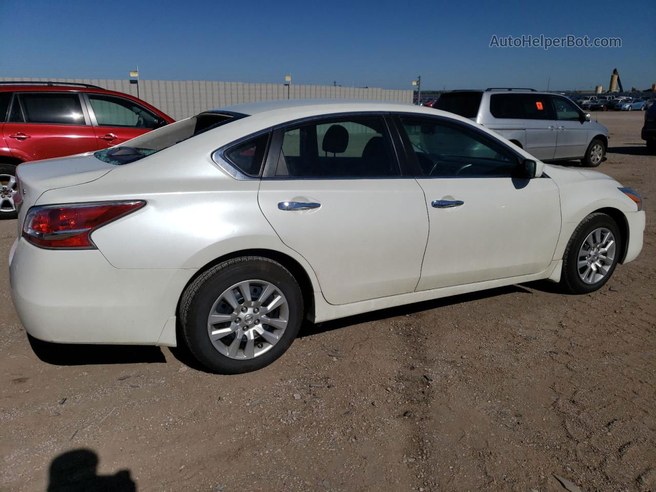 2015 Nissan Altima 2.5 White vin: 1N4AL3AP5FC464102