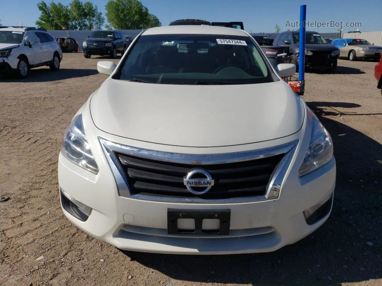 2015 Nissan Altima 2.5 White vin: 1N4AL3AP5FC464102