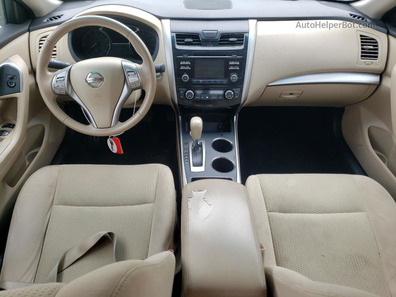 2015 Nissan Altima 2.5 Белый vin: 1N4AL3AP5FC570405