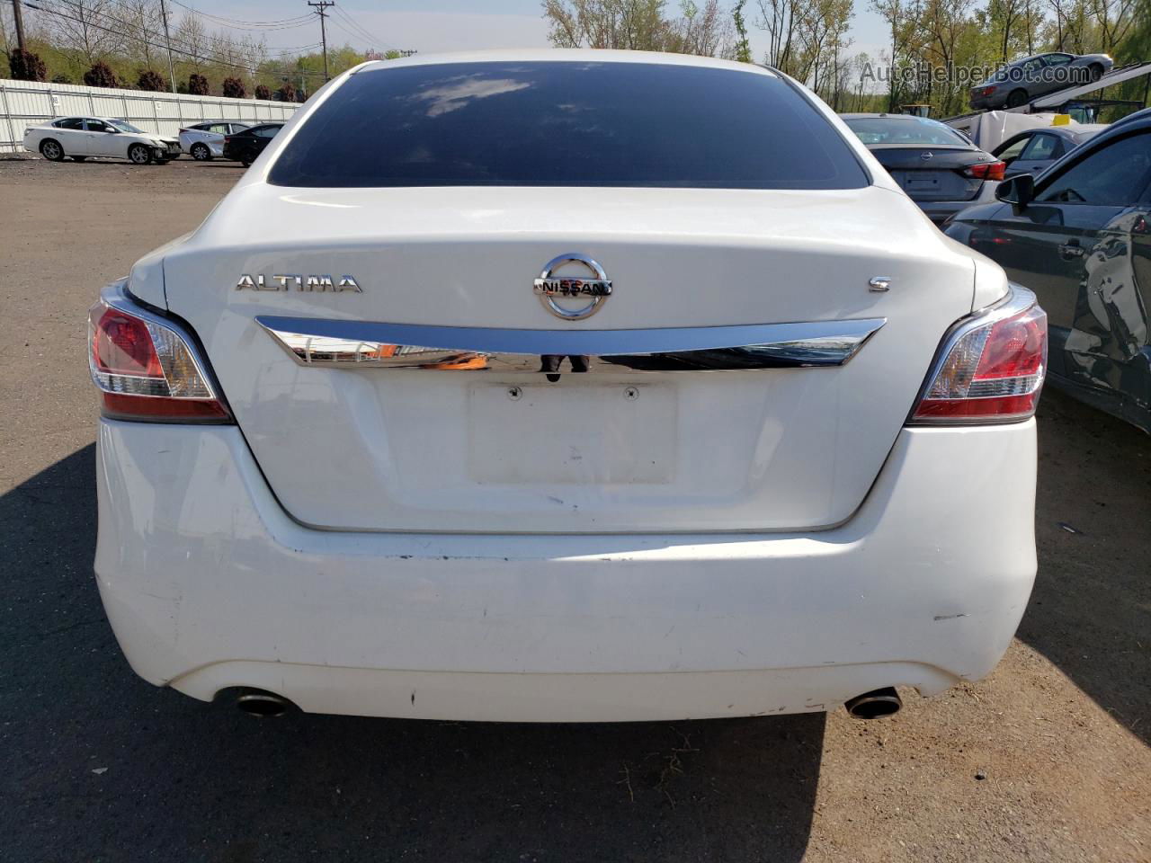 2015 Nissan Altima 2.5 White vin: 1N4AL3AP5FN399272