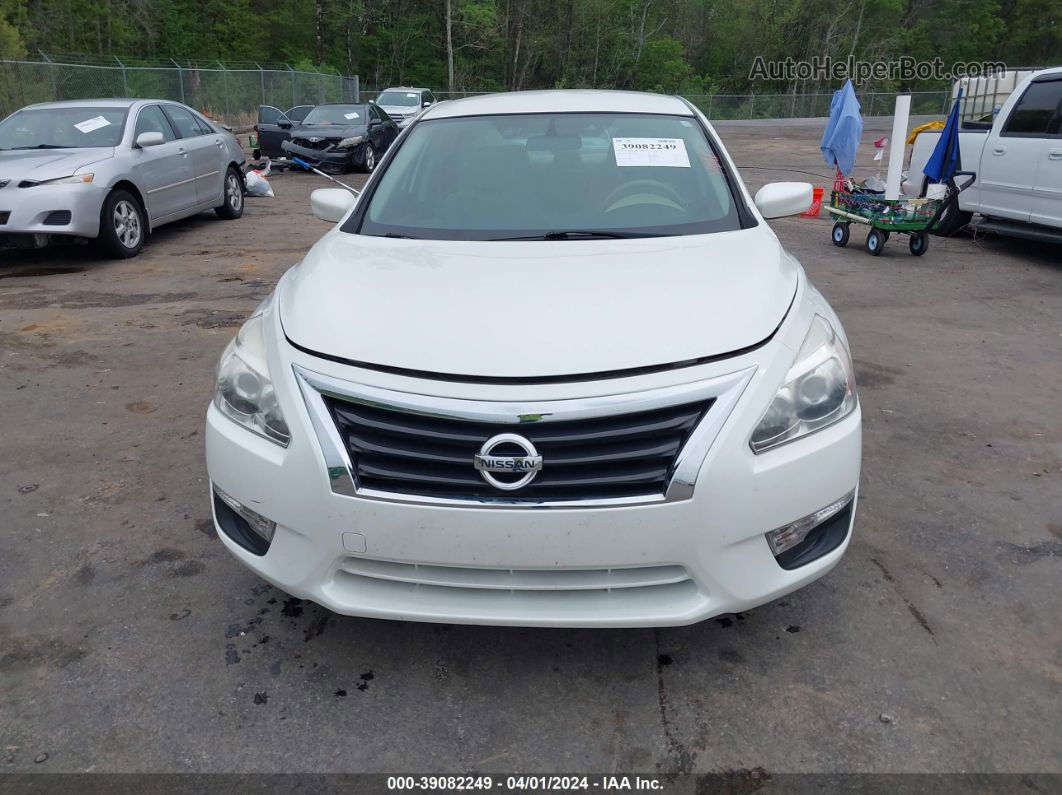 2015 Nissan Altima 2.5 S White vin: 1N4AL3AP5FN911127