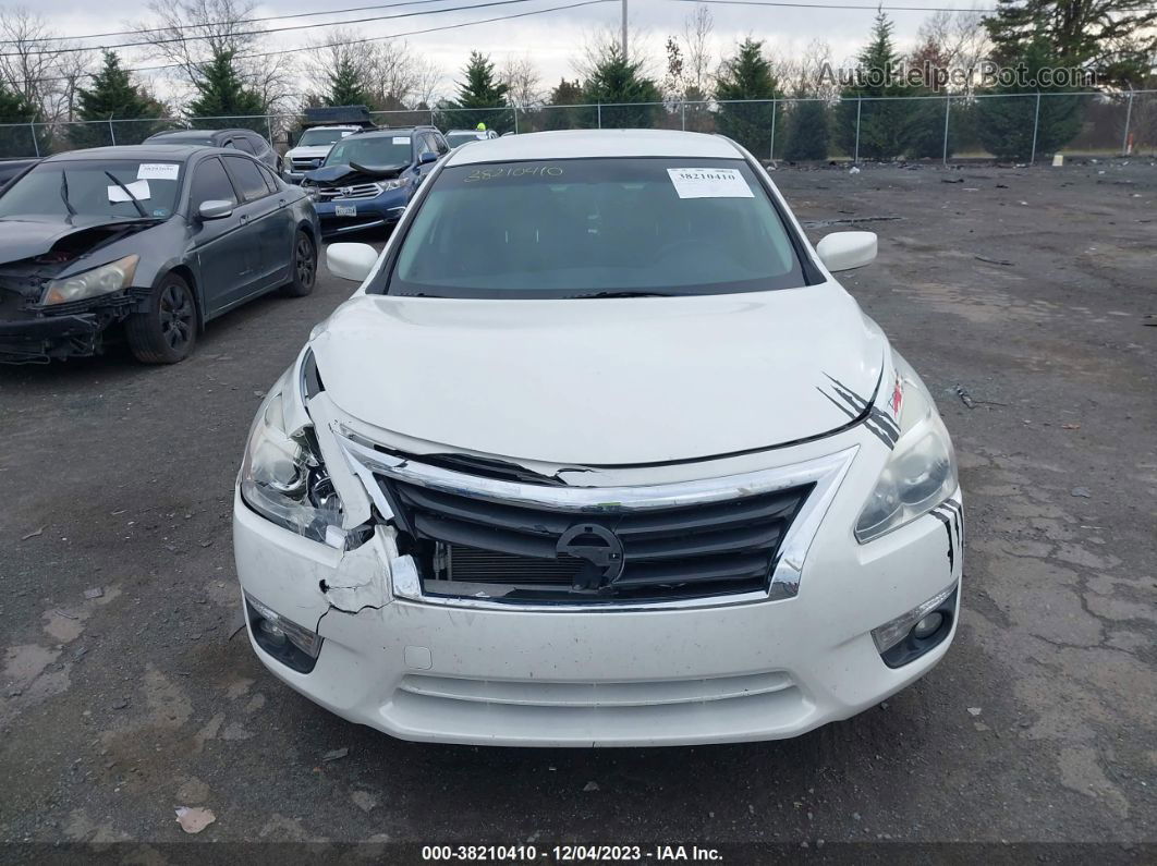 2015 Nissan Altima 2.5 S White vin: 1N4AL3AP5FN920880