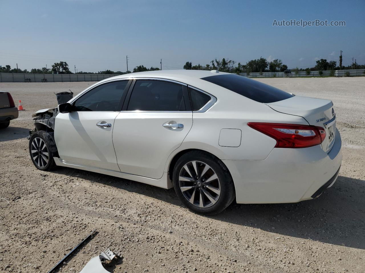 2017 Nissan Altima 2.5 White vin: 1N4AL3AP5HC148301