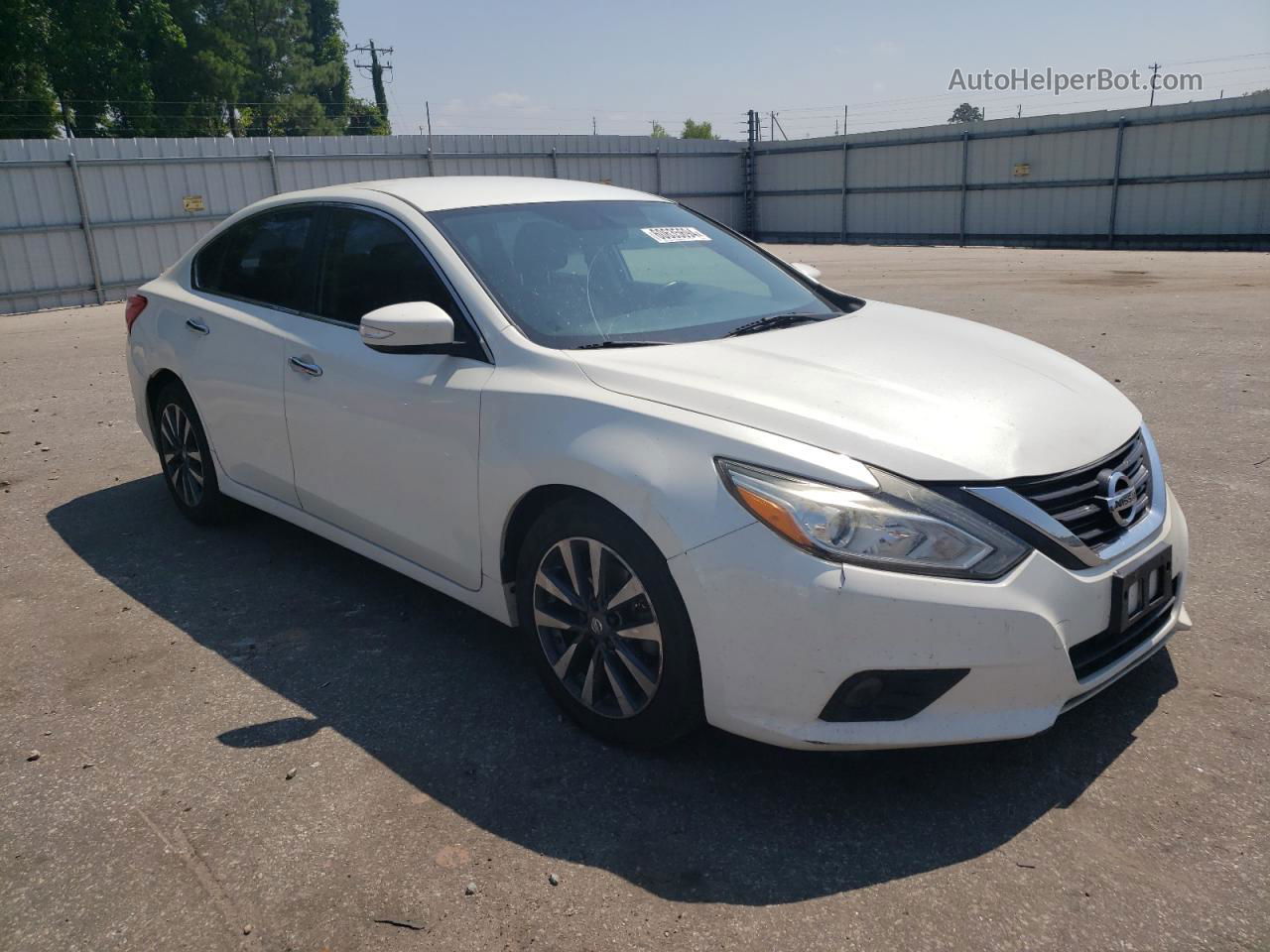 2017 Nissan Altima 2.5 White vin: 1N4AL3AP5HC177183