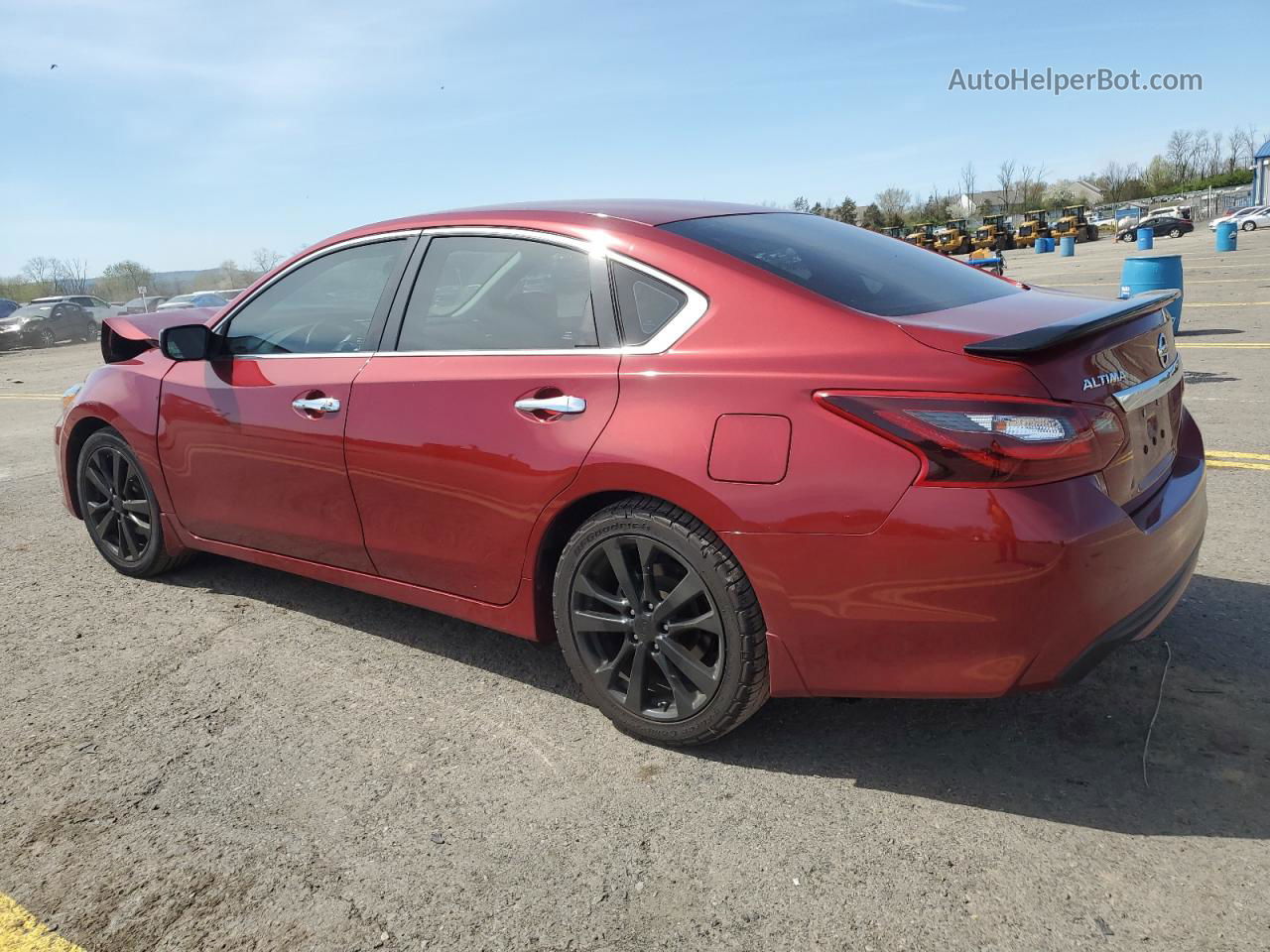 2017 Nissan Altima 2.5 Red vin: 1N4AL3AP5HC224518