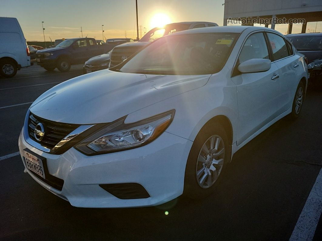 2017 Nissan Altima   vin: 1N4AL3AP5HC470730