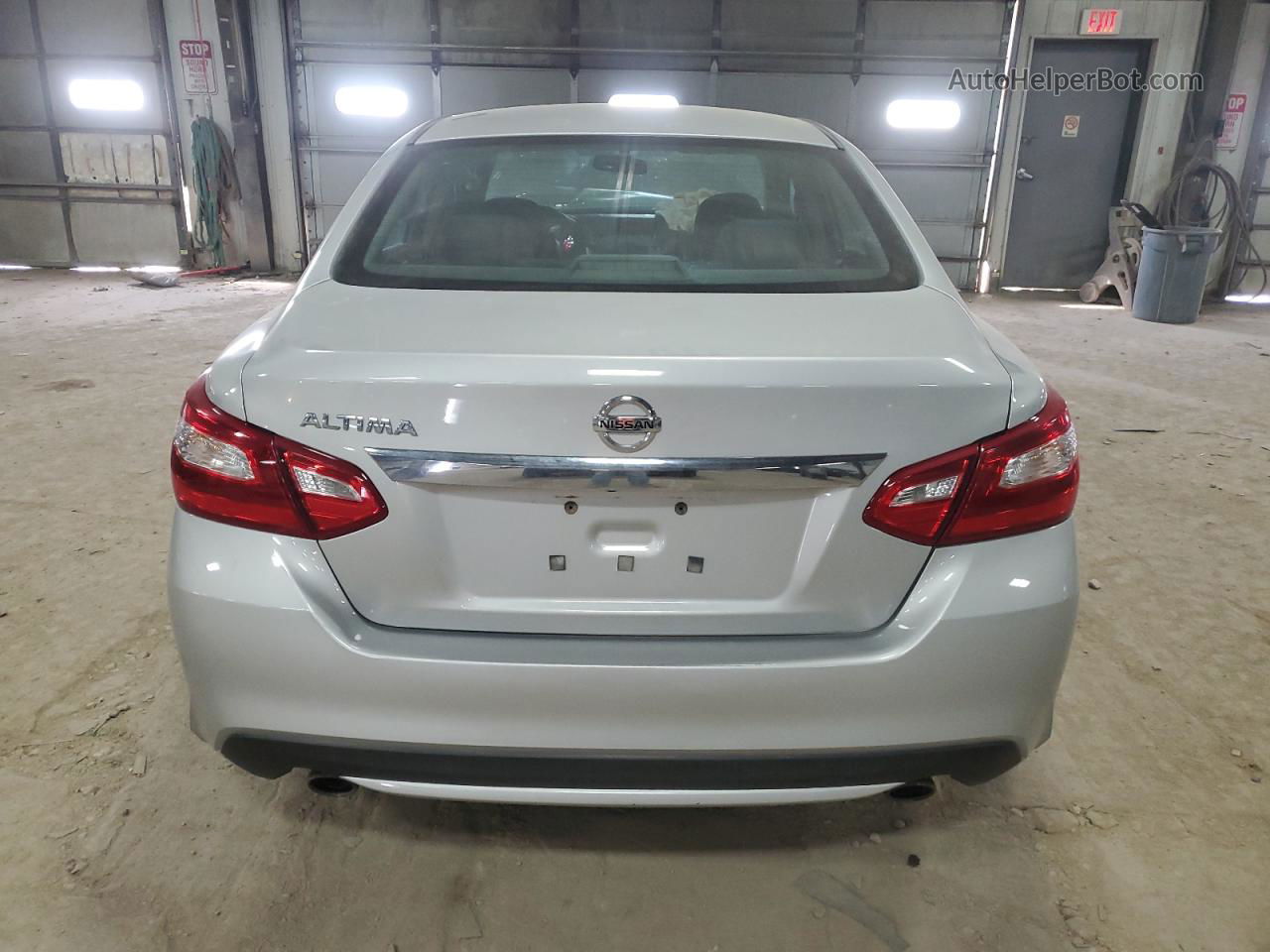 2017 Nissan Altima 2.5 Silver vin: 1N4AL3AP5HN327944