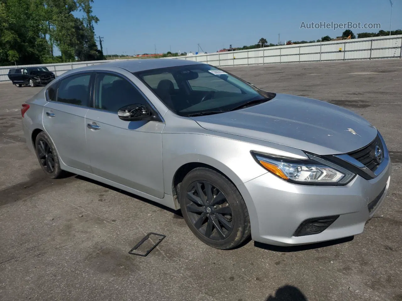 2018 Nissan Altima 2.5 Серебряный vin: 1N4AL3AP5JC268010