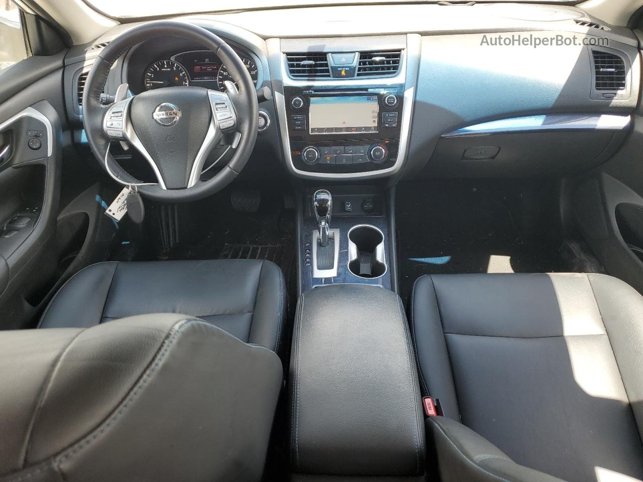 2018 Nissan Altima 2.5 Белый vin: 1N4AL3AP5JC268315