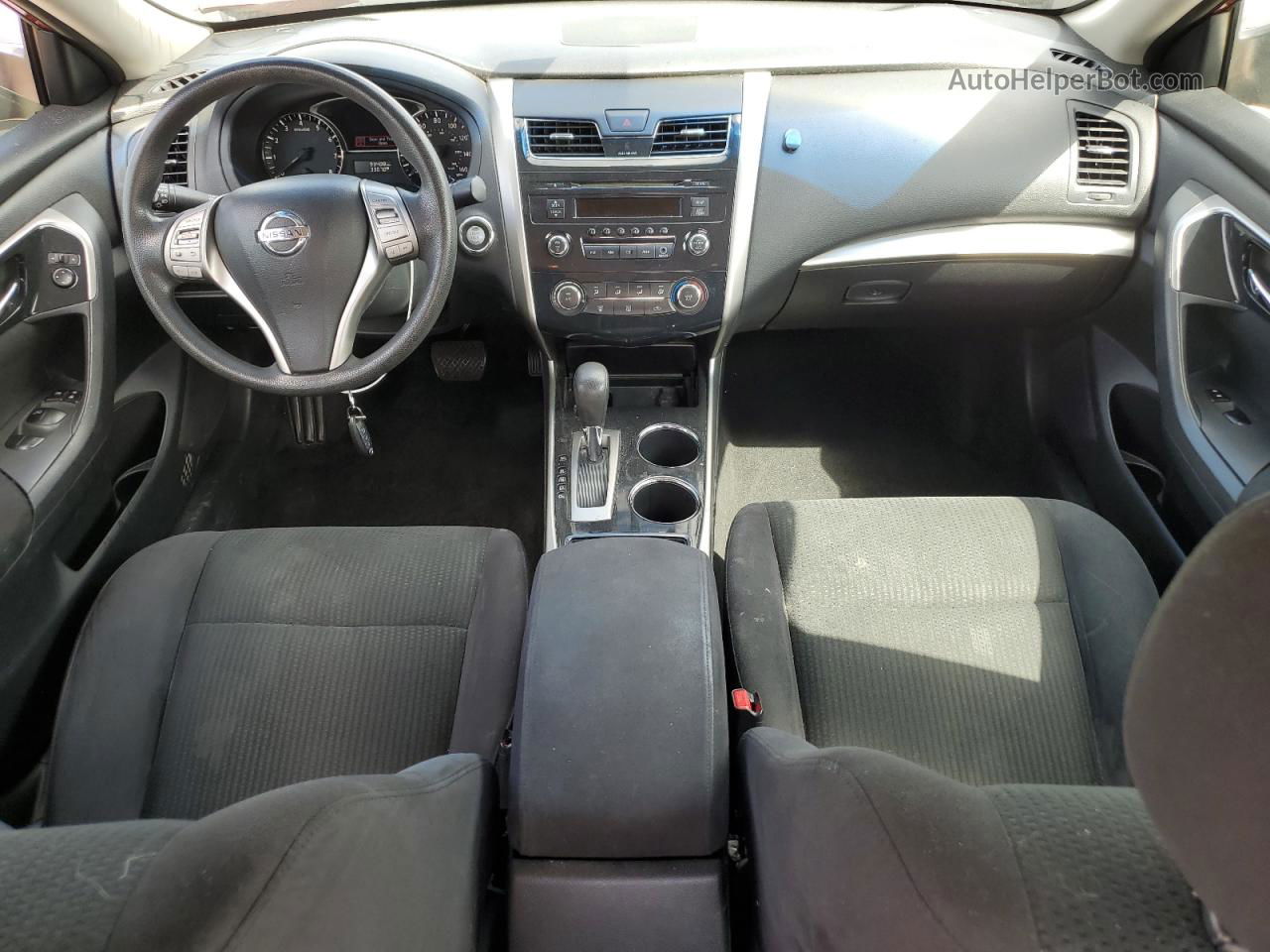 2014 Nissan Altima 2.5 Red vin: 1N4AL3AP6EC165992