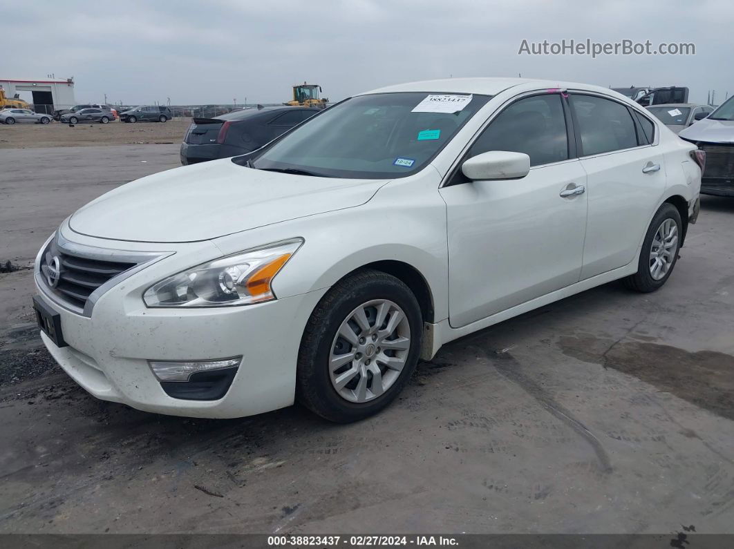 2014 Nissan Altima 2.5 S White vin: 1N4AL3AP6EN205427