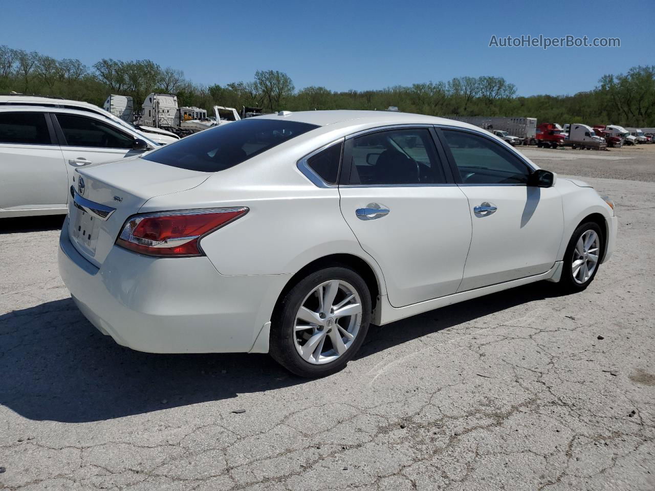 2015 Nissan Altima 2.5 White vin: 1N4AL3AP6FC100769