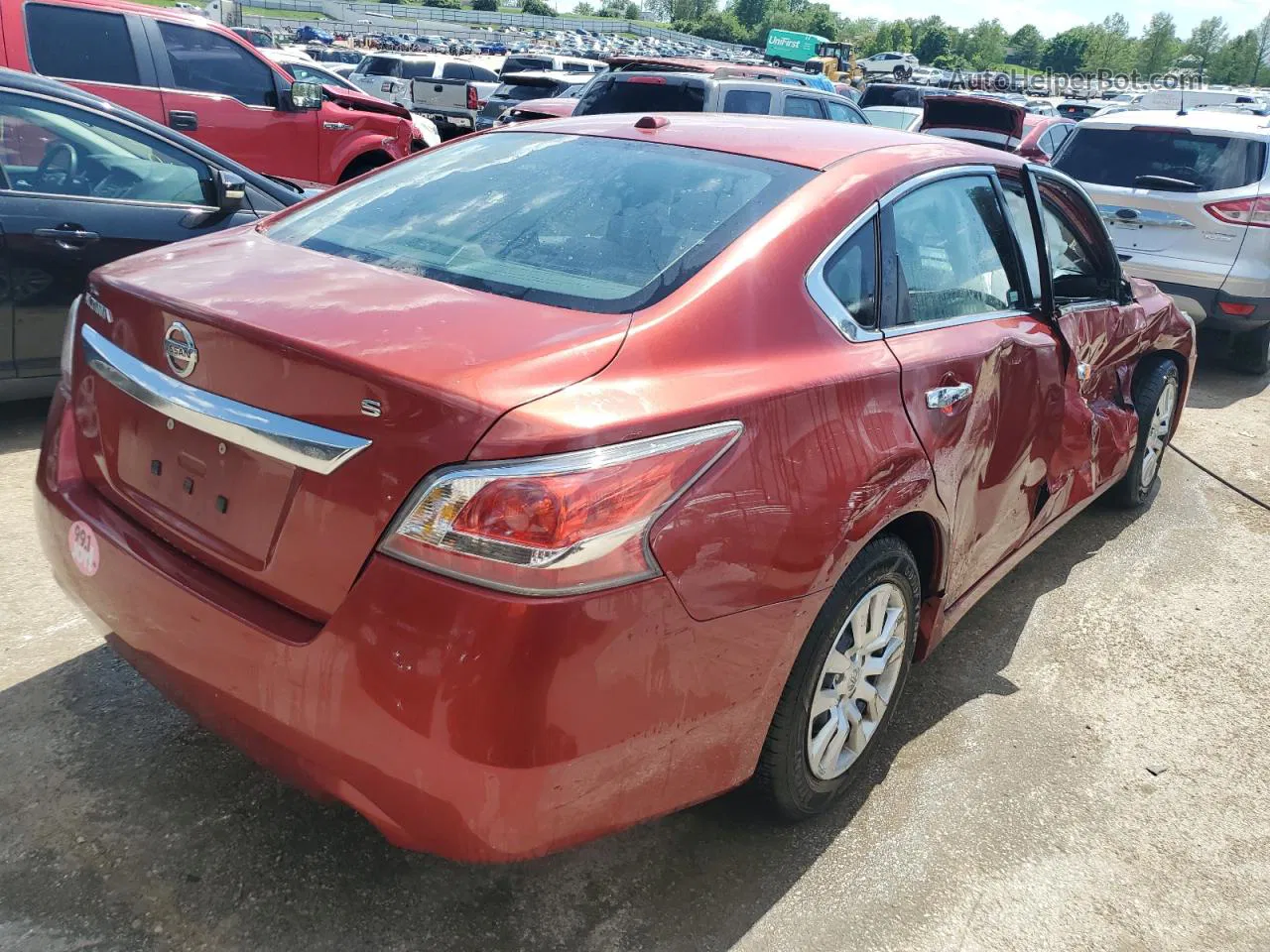 2015 Nissan Altima 2.5 Red vin: 1N4AL3AP6FC430847