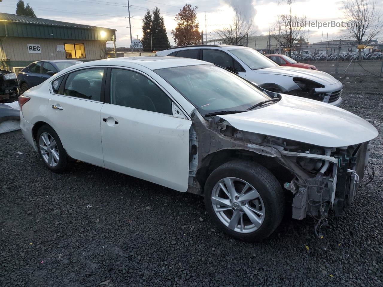 2015 Nissan Altima 2.5 White vin: 1N4AL3AP6FC440097