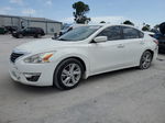 2015 Nissan Altima 2.5 White vin: 1N4AL3AP6FC583079