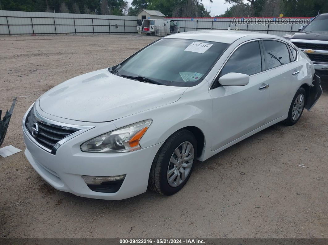 2015 Nissan Altima 2.5/2.5 S/2.5 Sl/2.5 Sv White vin: 1N4AL3AP6FN335273