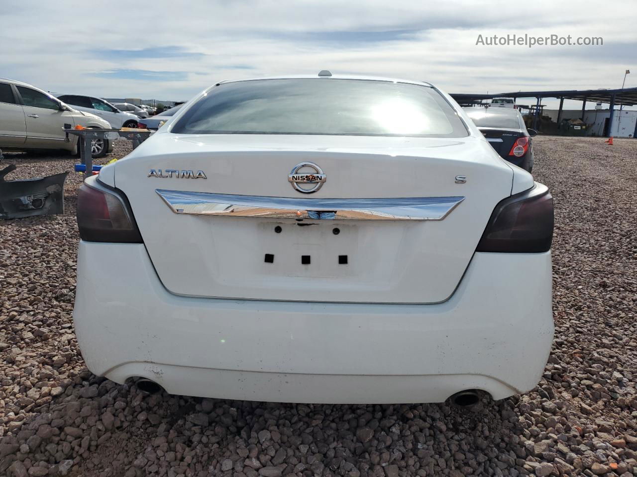 2015 Nissan Altima 2.5 Белый vin: 1N4AL3AP6FN385400