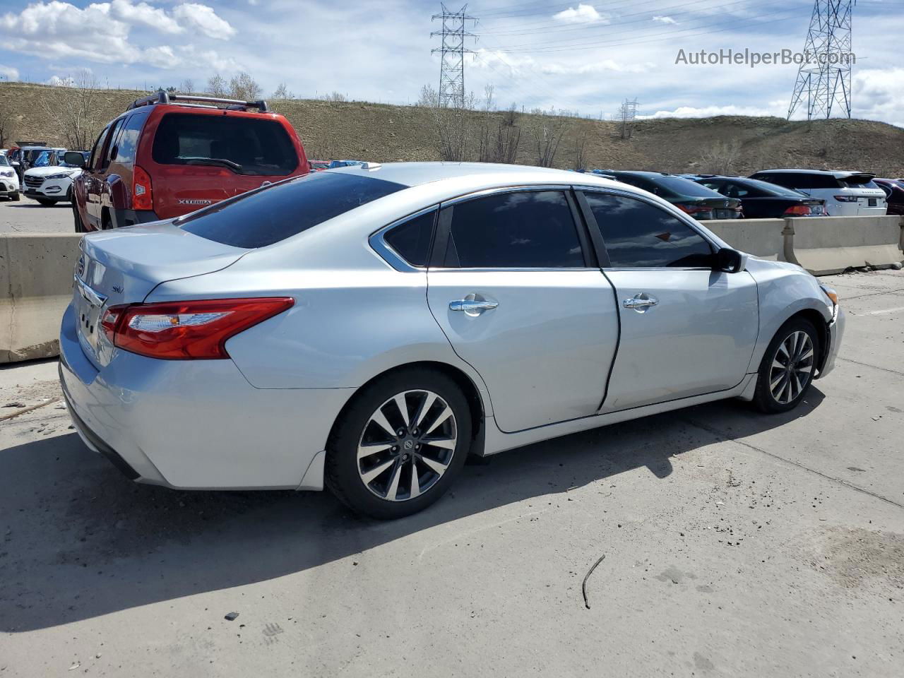 2017 Nissan Altima 2.5 Серебряный vin: 1N4AL3AP6HC141714