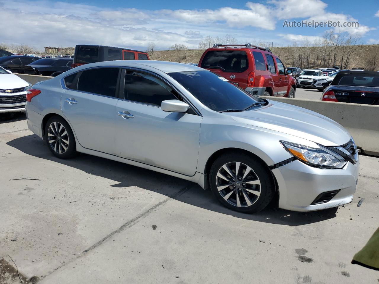 2017 Nissan Altima 2.5 Серебряный vin: 1N4AL3AP6HC141714