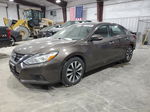 2017 Nissan Altima 2.5 Tan vin: 1N4AL3AP6HC210045