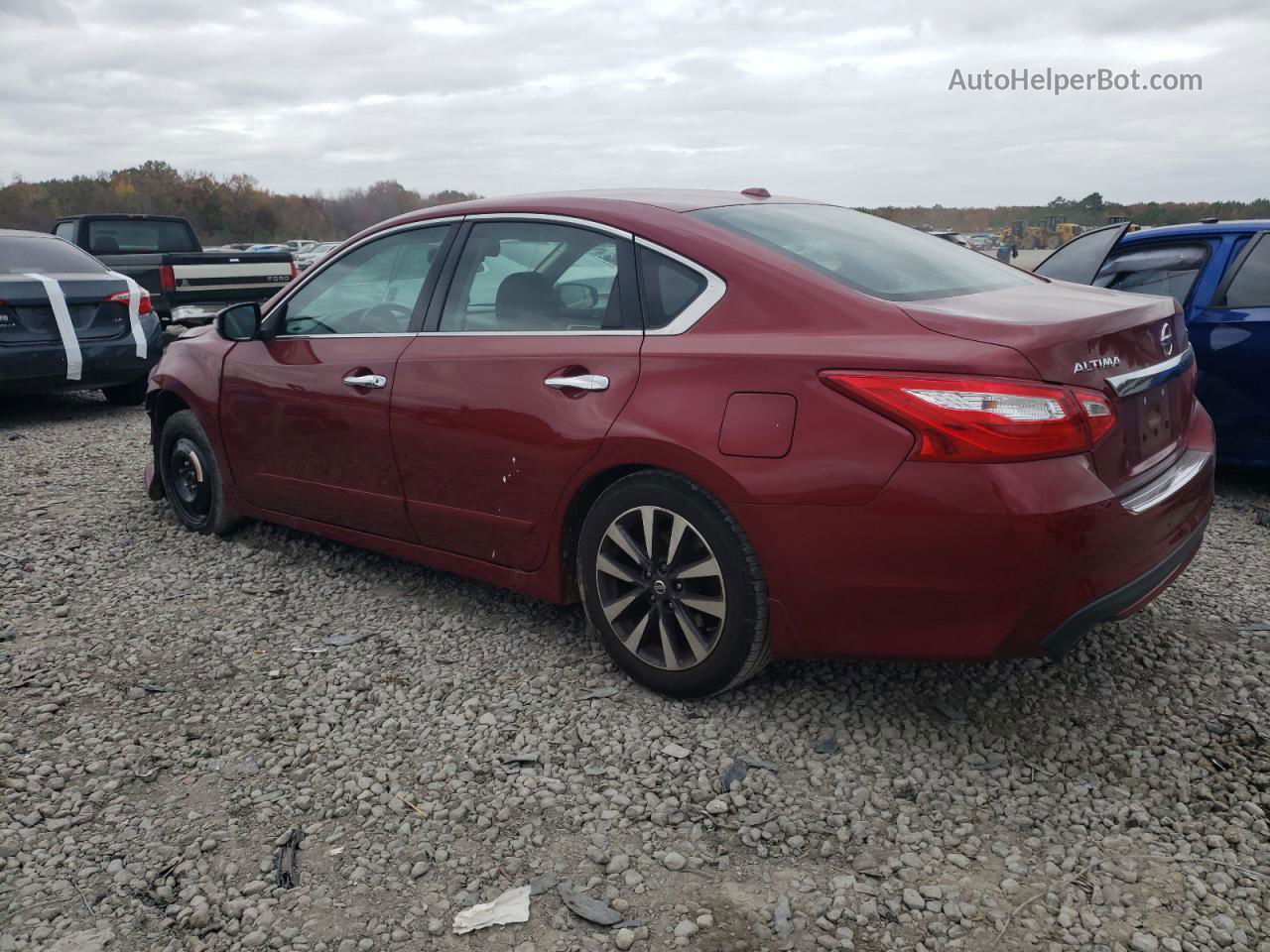 2017 Nissan Altima 2.5 Red vin: 1N4AL3AP6HC265319