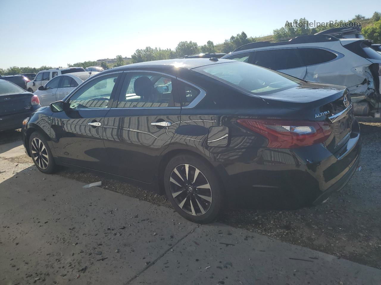 2018 Nissan Altima 2.5 Black vin: 1N4AL3AP6JC193849