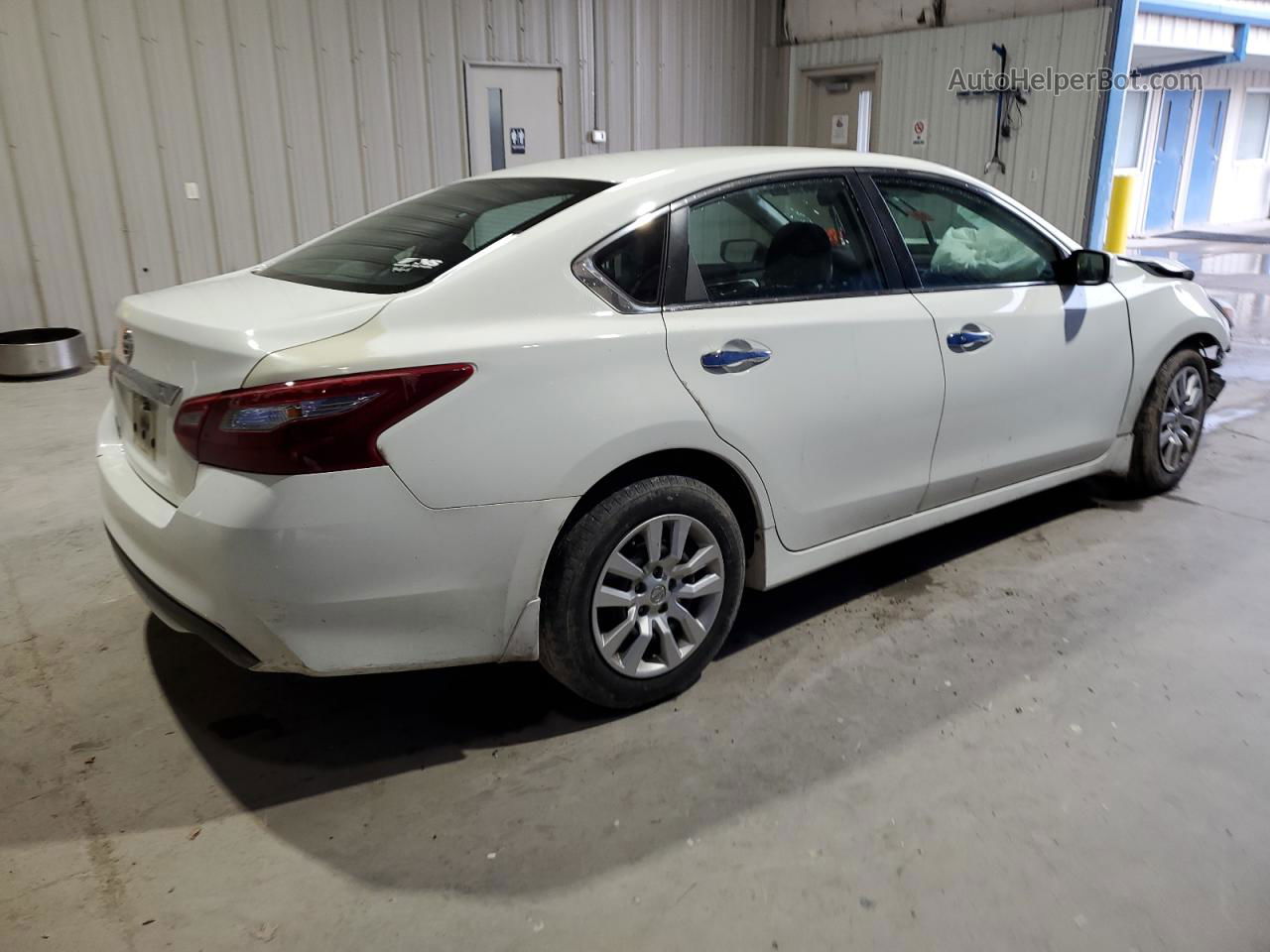 2018 Nissan Altima 2.5 White vin: 1N4AL3AP6JC477224