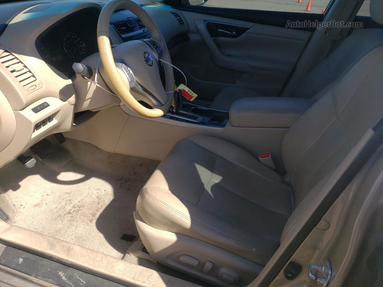 2014 Nissan Altima 2.5 Beige vin: 1N4AL3AP7EC107633