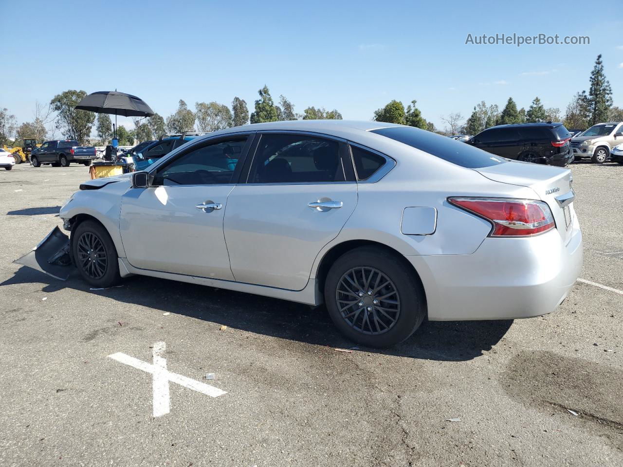 2014 Nissan Altima 2.5 Silver vin: 1N4AL3AP7EN211043