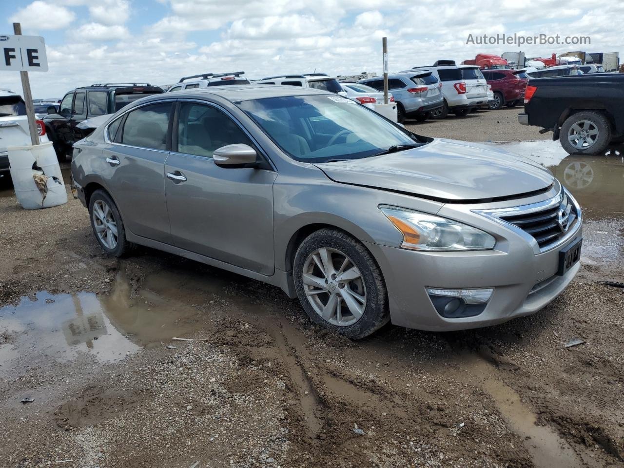 2015 Nissan Altima 2.5 Tan vin: 1N4AL3AP7FC157627