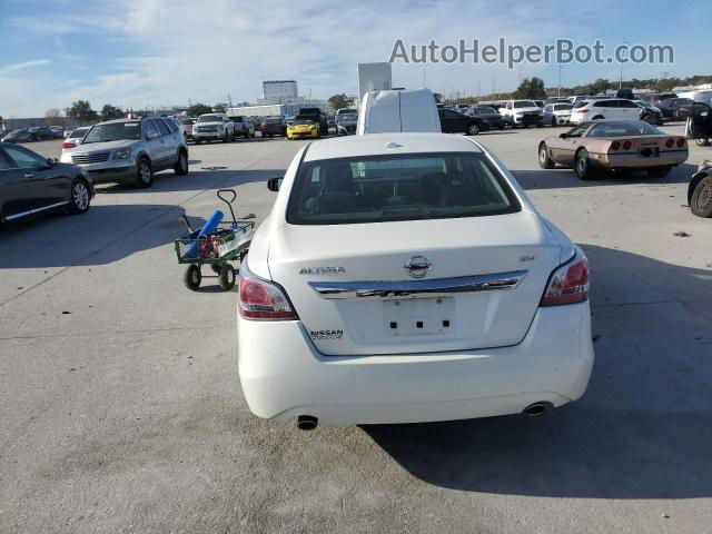 2015 Nissan Altima 2.5 White vin: 1N4AL3AP7FC178638