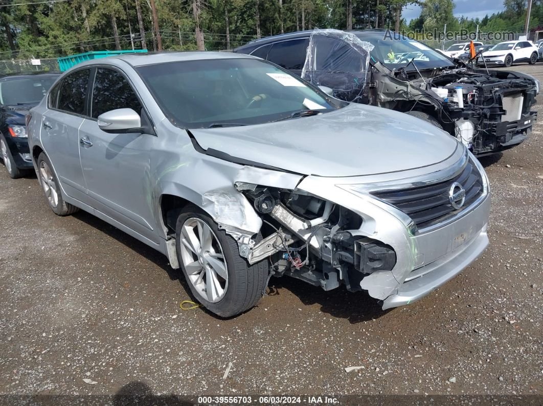 2015 Nissan Altima 2.5 Sv Silver vin: 1N4AL3AP7FC257789