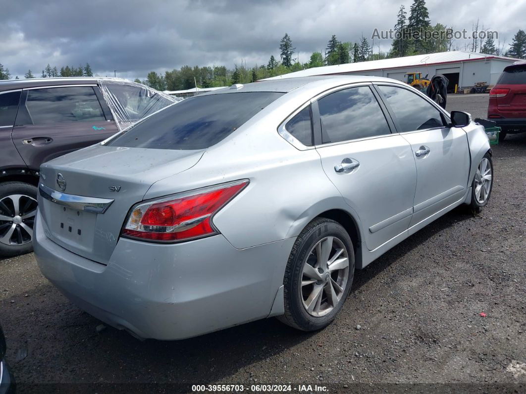 2015 Nissan Altima 2.5 Sv Серебряный vin: 1N4AL3AP7FC257789