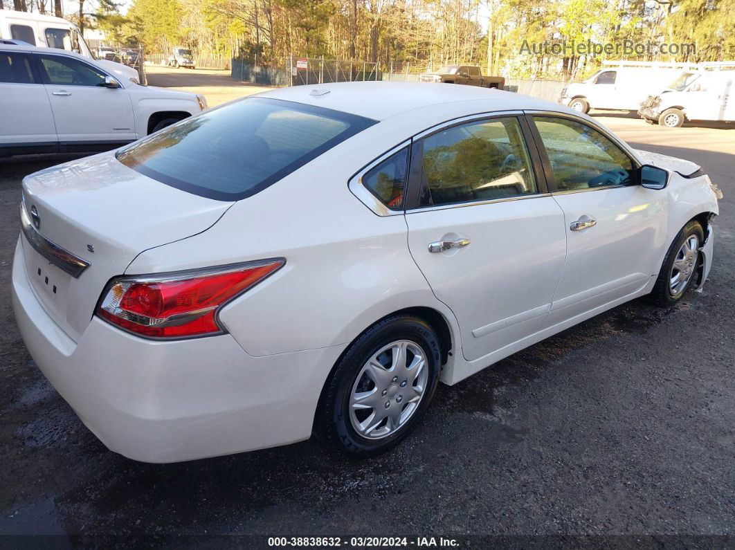 2015 Nissan Altima 2.5 S Белый vin: 1N4AL3AP7FC290081