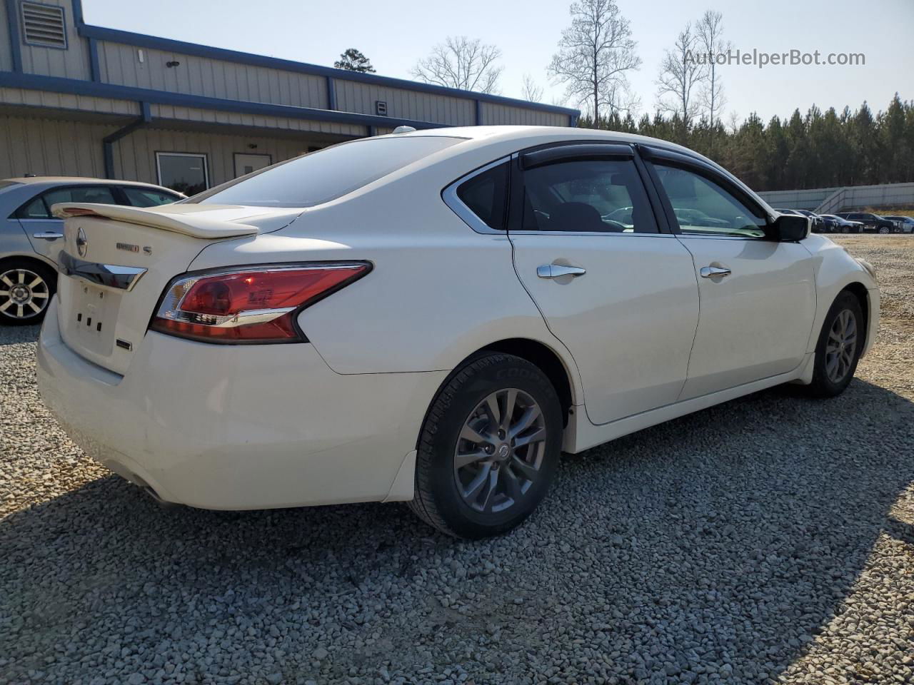 2015 Nissan Altima 2.5 White vin: 1N4AL3AP7FC473884