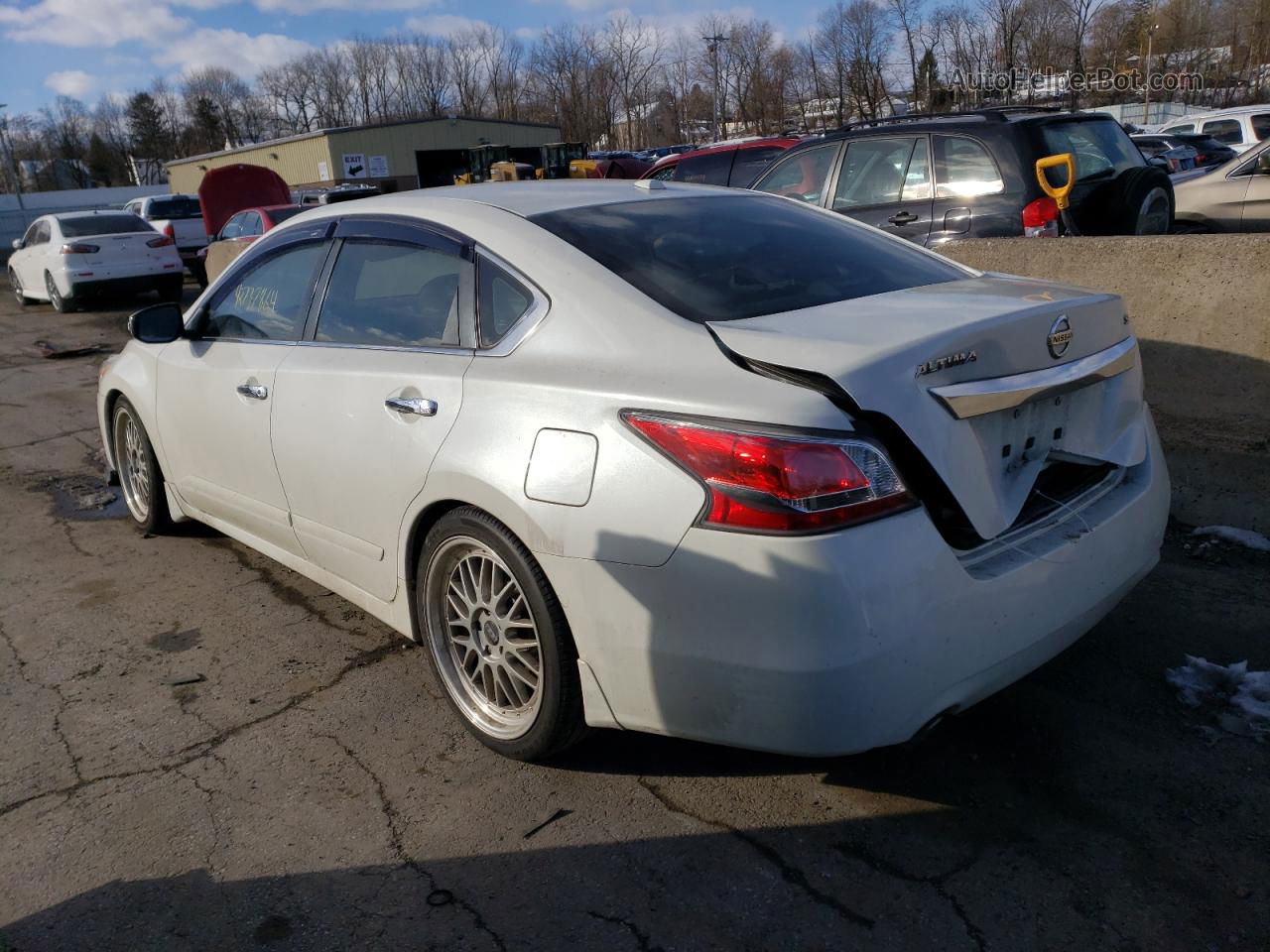 2015 Nissan Altima 2.5 White vin: 1N4AL3AP7FN348663